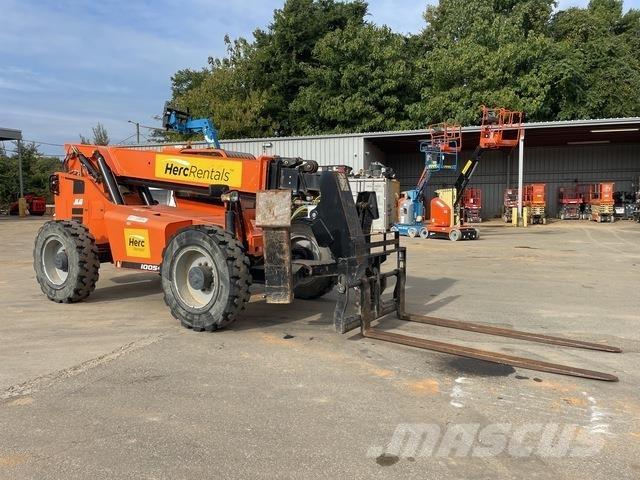 SkyTrak 10054 Telescopic handlers