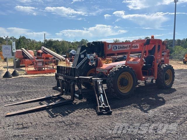 SkyTrak 10054 Telescopic handlers