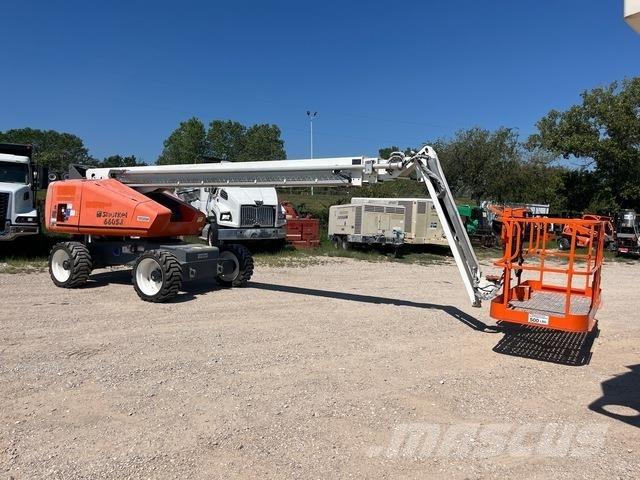 Snorkel 660SJ Telescopic boom lifts
