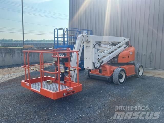 Snorkel A46JE Articulated boom lifts