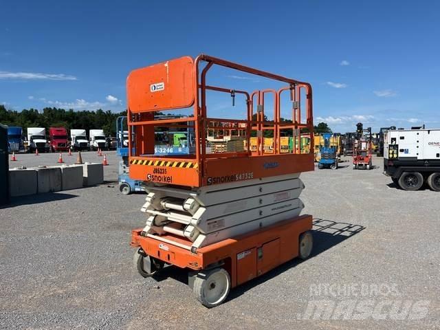 Snorkel S4732E Scissor lifts