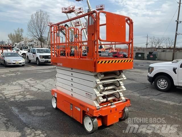 Snorkel S4740E Scissor lifts