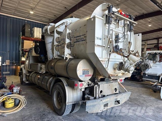 Sterling L7500 Commercial vehicle