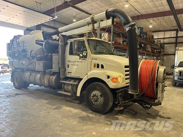 Sterling L7500 Commercial vehicle