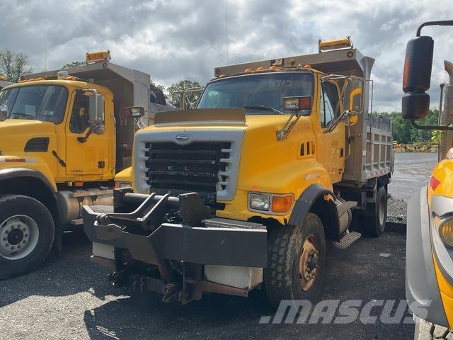 Sterling L8500 Snow blades and plows