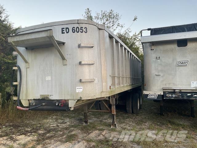  Summit Tipper trailers