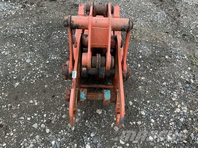  Taguchi GT-40 Grapples