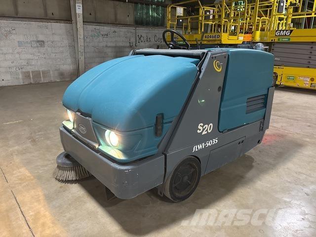 Tennant S20 Indoor sweepers