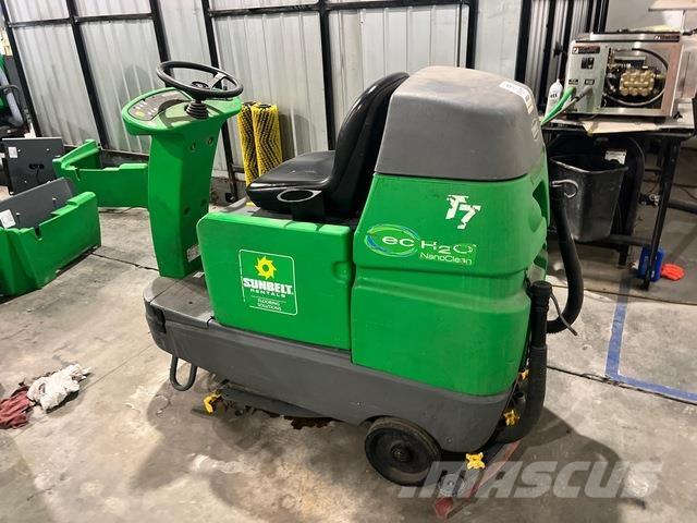 Tennant T7E Scrubber dryers