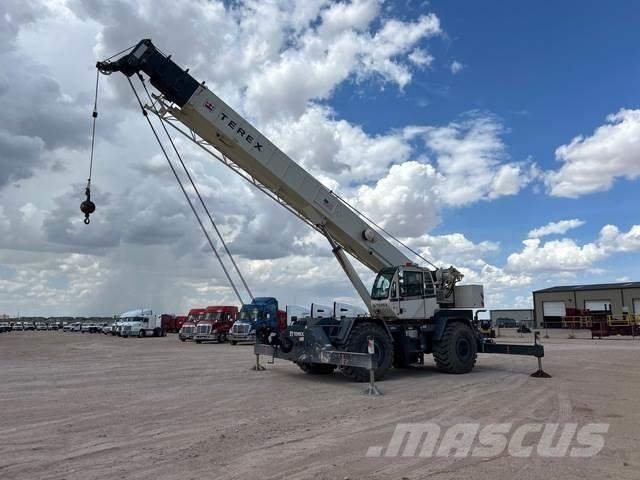 Terex RT555-2 Rough terrain cranes