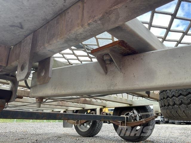 Titan  Car carrier
