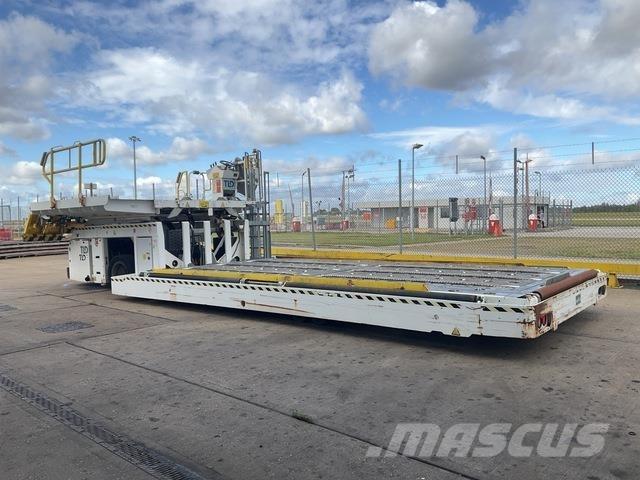  TLD 929 Tow truck