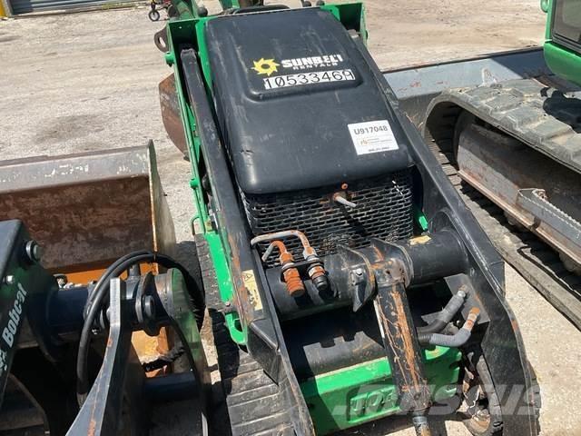 Toro  Skid steer loaders