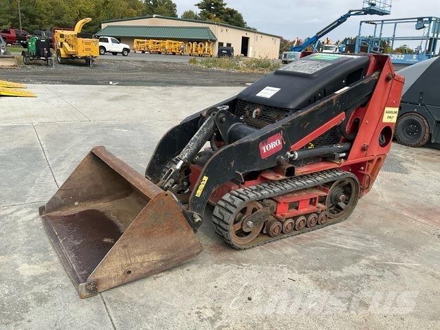 Toro 22321 Skid steer loaders