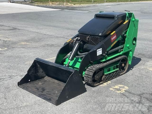 Toro 22323G Skid steer loaders