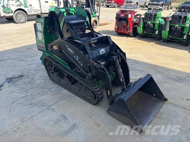 Toro 22327G Skid steer loaders
