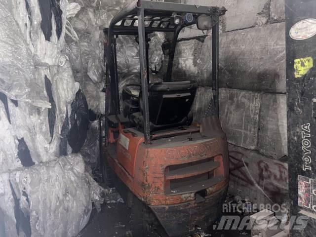 Toyota 403FG9 Other