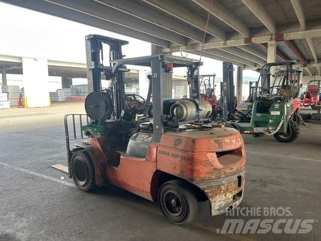 Toyota 7FGU35 Other