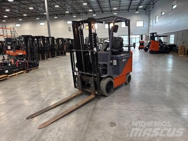 Toyota 8FBCU25 Electric forklift trucks