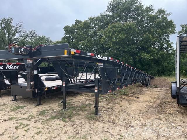 Trail Maxx W37 Vehicle transport semi-trailers