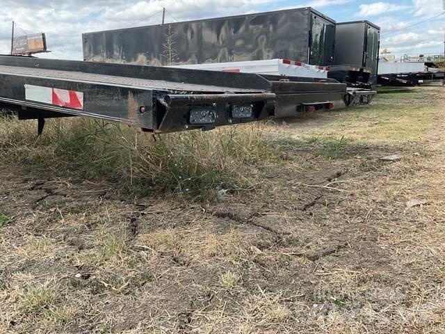 TrailMaxx  Vehicle transport semi-trailers