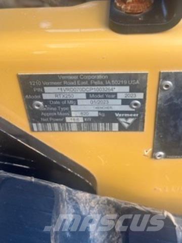 Vermeer RTX250 Trenchers