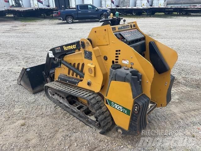 Vermeer S925TX Skid steer loaders