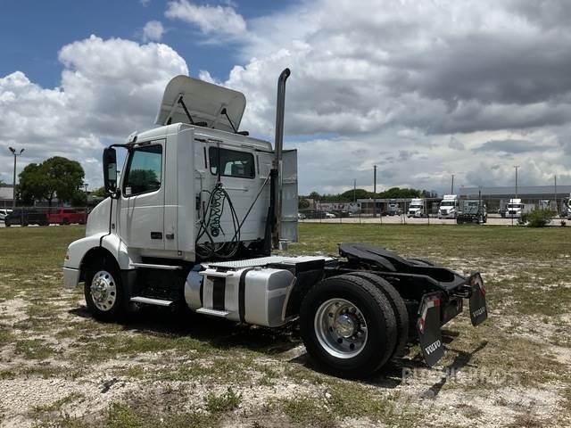Volvo  Prime Movers