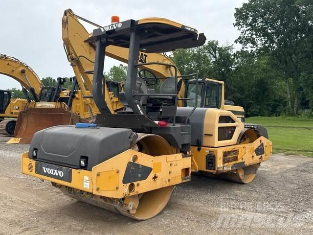 Volvo DD110B Twin drum rollers
