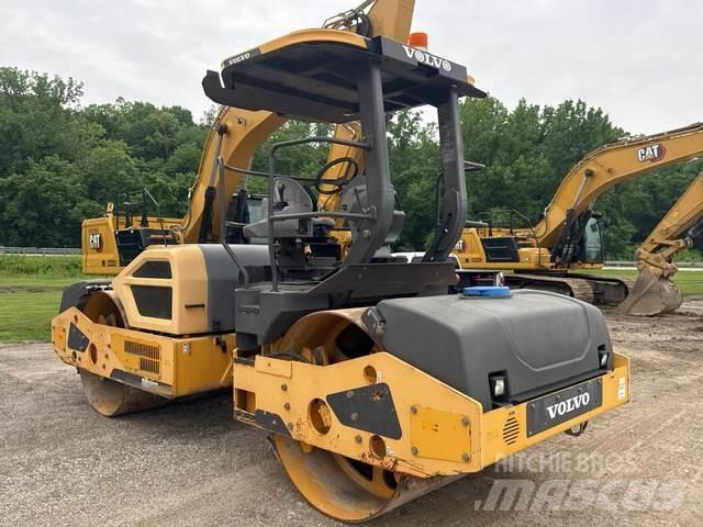 Volvo DD110B Twin drum rollers