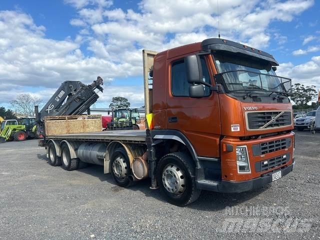 Volvo FM12 Truck mounted cranes
