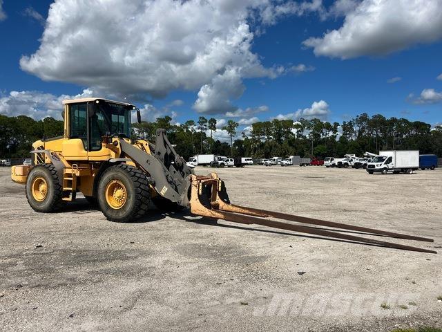 Volvo L90F Wheel loaders