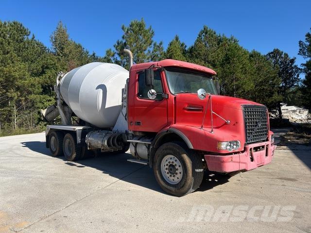 Volvo VHD64B Other trucks