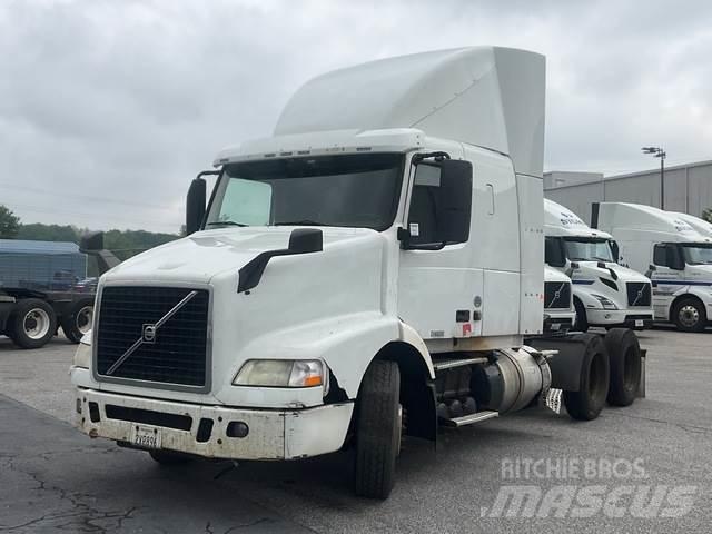 Volvo VN64T Prime Movers
