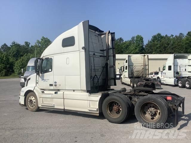 Volvo VNL Prime Movers