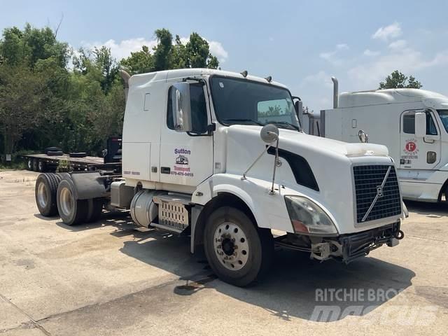 Volvo VNL Prime Movers