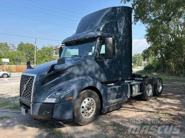 Volvo VNL Prime Movers