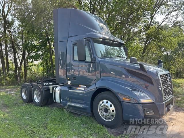 Volvo VNL Prime Movers