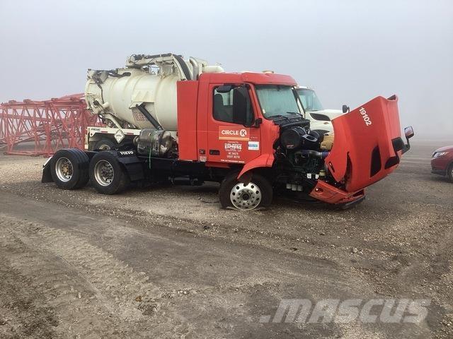 Volvo VNL Prime Movers