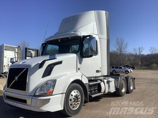 Volvo VNL Prime Movers