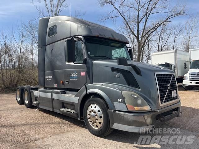Volvo VNL Prime Movers