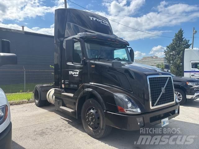 Volvo VNL Prime Movers