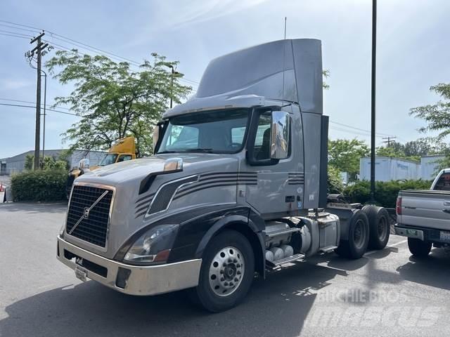 Volvo VNL Prime Movers