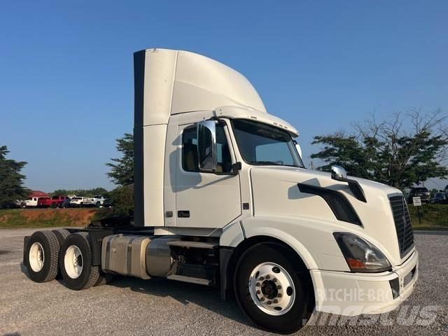 Volvo VNL Prime Movers