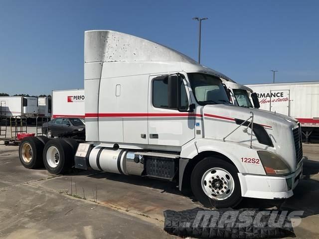 Volvo VNL Prime Movers