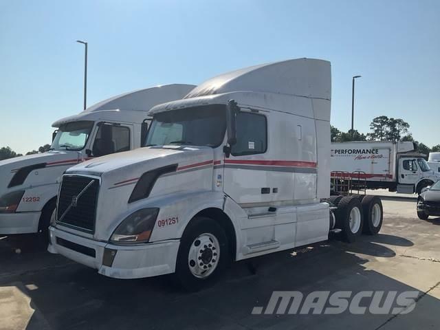 Volvo VNL Prime Movers