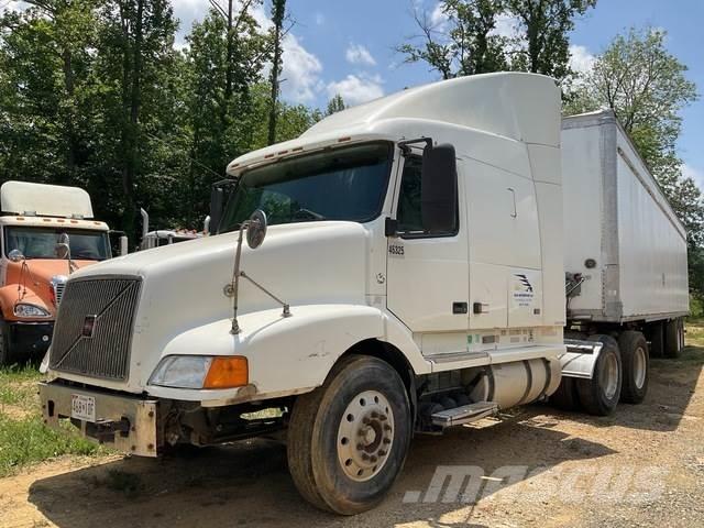 Volvo VNL Prime Movers