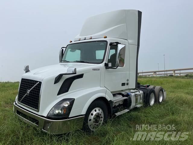 Volvo VNL Prime Movers