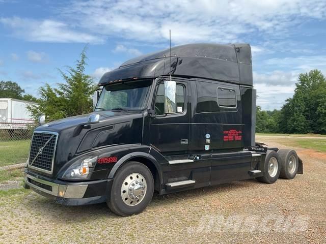 Volvo VNL Prime Movers