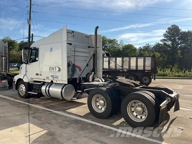 Volvo VNL Prime Movers